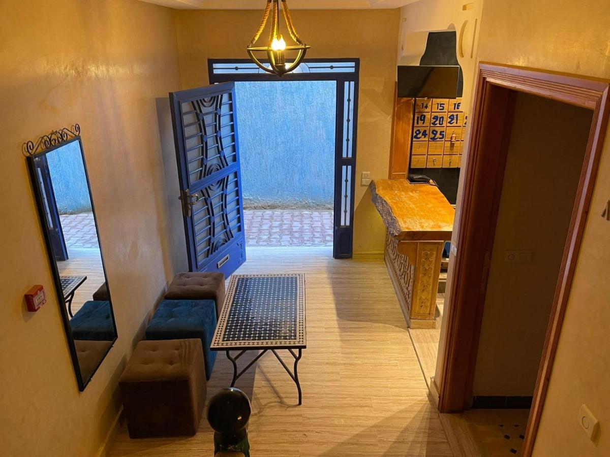 Hotel Apartments Lexpert " Riad The Family" Merzouga Exterior photo