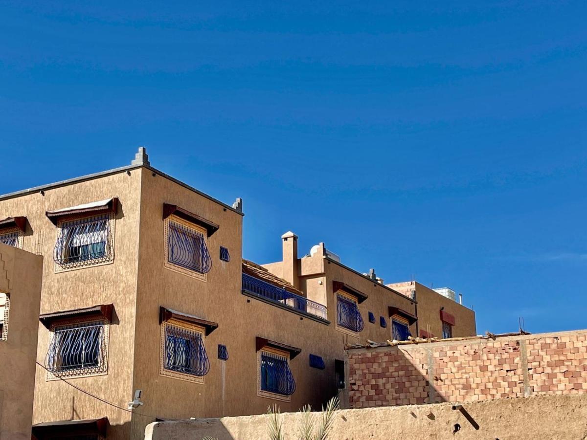 Hotel Apartments Lexpert " Riad The Family" Merzouga Exterior photo