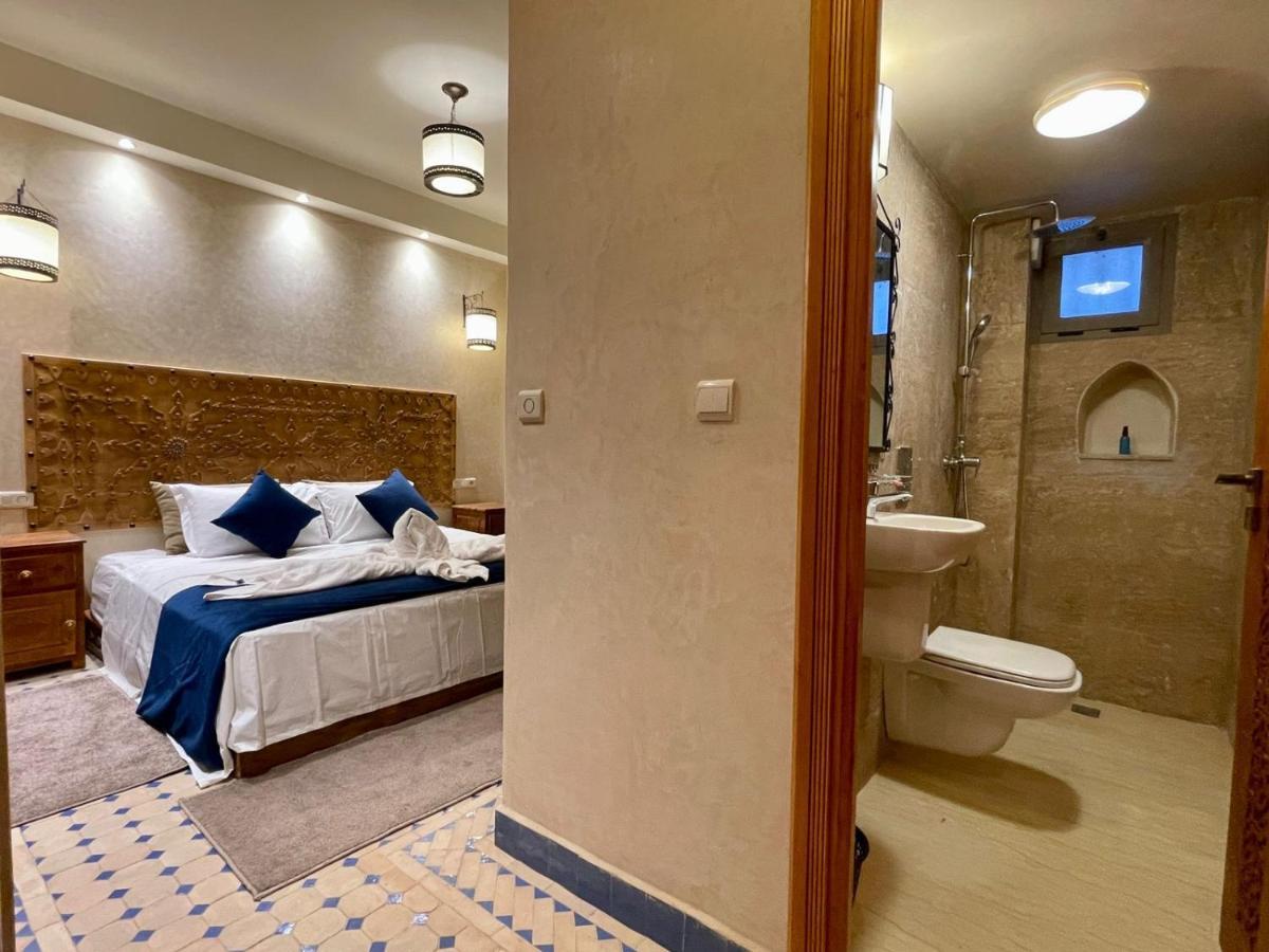 Hotel Apartments Lexpert " Riad The Family" Merzouga Exterior photo